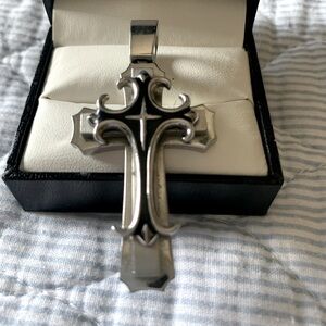 Mens thick and chunky Cross